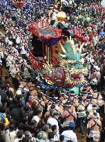 Karatsu-Kunchi festival attracts spectators